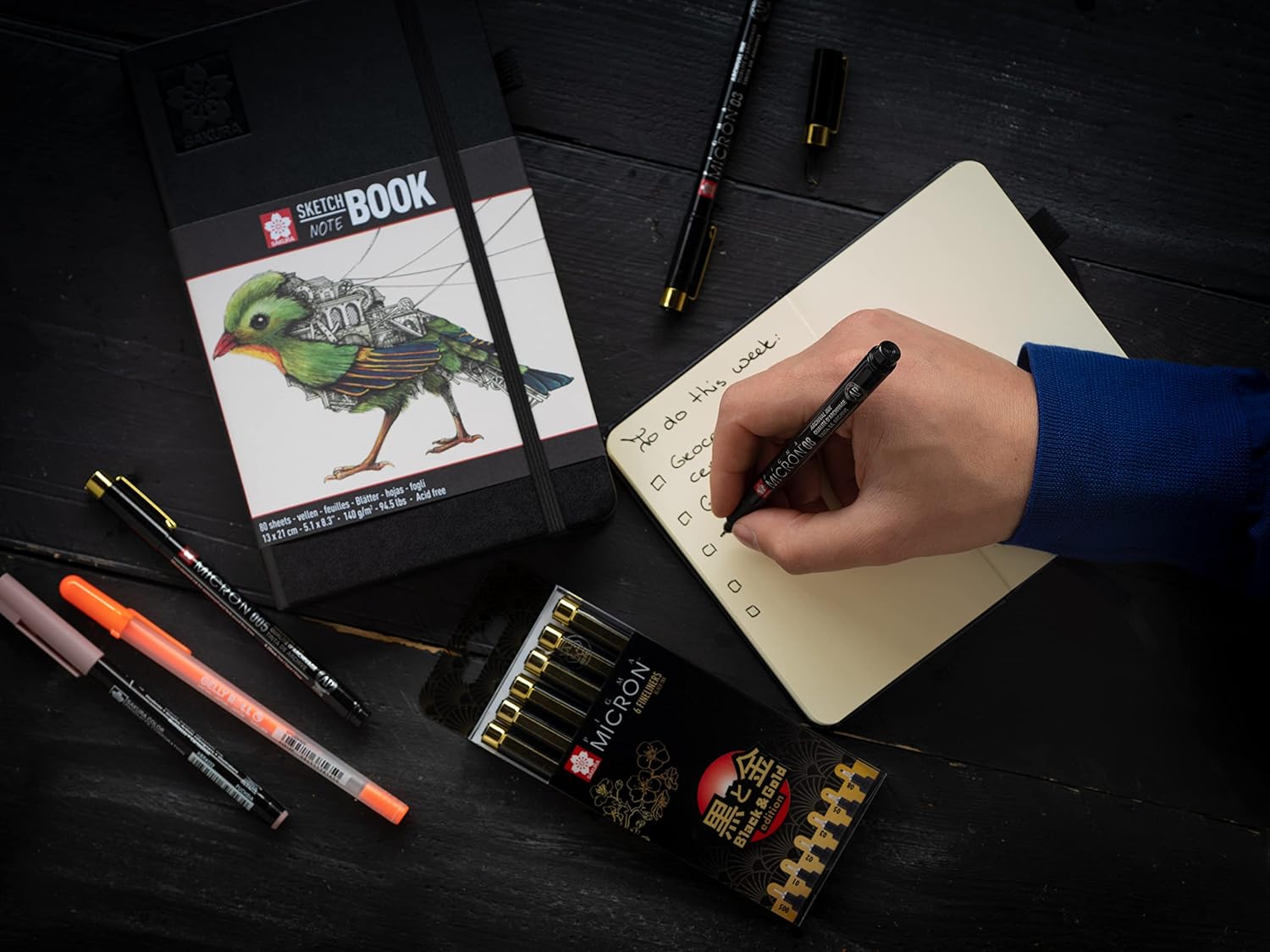 [SAKURA] Pigma Micron Fineliner Black & Gold Edition
